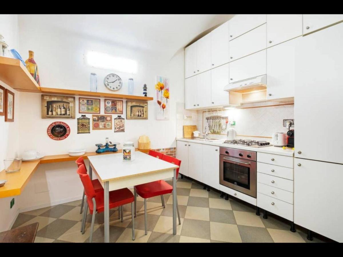 A Casa Di Vera - Vaticano Rome Bagian luar foto